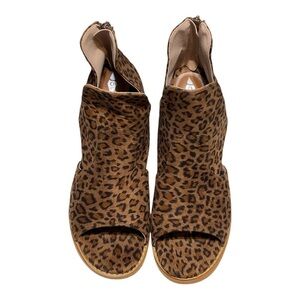 Jolimall Faux Suede Animal Print Peep-Toe Cutout 3.5” Wedge Heel Ankle Bootie 8M